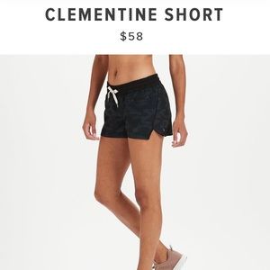 Vuori Clementine shorts. Size M.